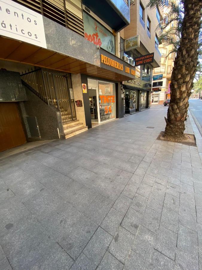 Pension El Dorado Alicante Esterno foto